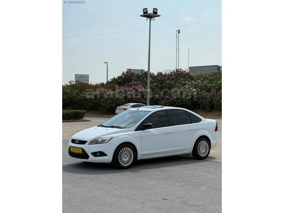 2011 FOCUS TİTANYUM X SUNROFF EMSALSİZ 132BİN KM'DE