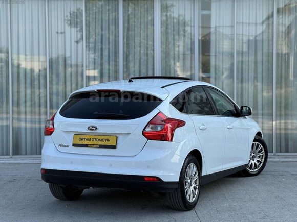 ORTAM'DAN BOYASIZ DEĞİŞENSİZ 158 BİN KM FOCUS TİTANİUM X SUNROOF