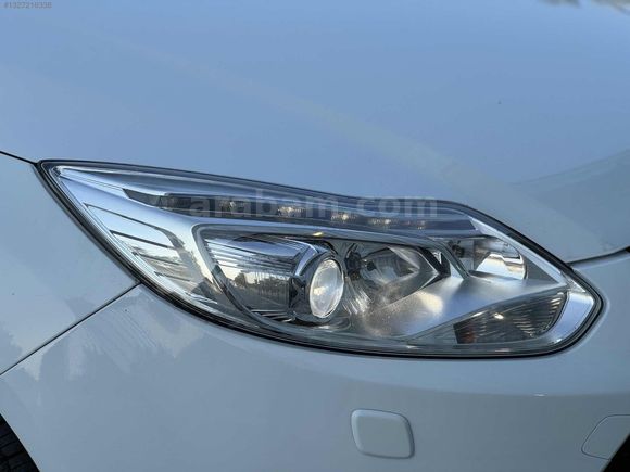 ORTAM'DAN BOYASIZ DEĞİŞENSİZ 158 BİN KM FOCUS TİTANİUM X SUNROOF