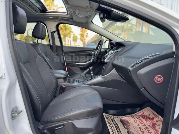 ORTAM'DAN BOYASIZ DEĞİŞENSİZ 158 BİN KM FOCUS TİTANİUM X SUNROOF