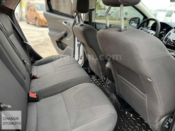 2014 MODEL FORD FOCUS 1.6 TDCİ TİTANİUM PAKET BAKIMLI