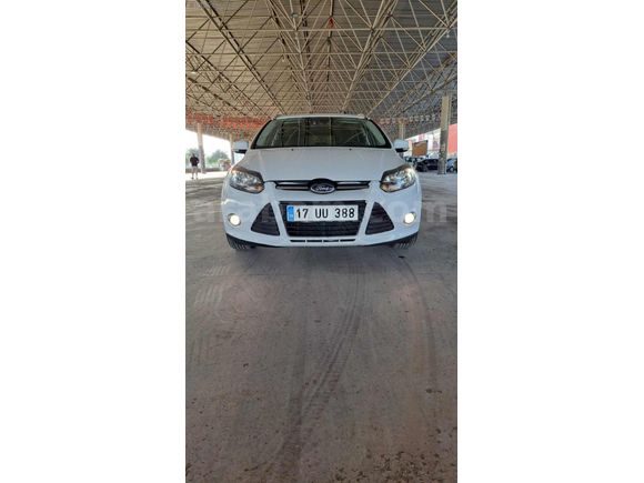 2013 ÇIKIŞLI TR'DE TEK FORD FOCUS TİTANYUM PLUS HATASIZ