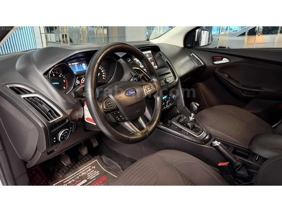 ÖZ UÇKUN OTOMOTİV''DEN HATASIZ FORD FOCUS TİTANİUM