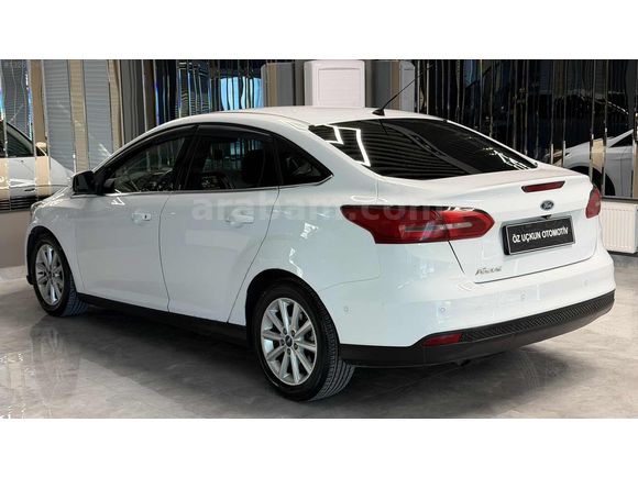 ÖZ UÇKUN OTOMOTİV''DEN HATASIZ FORD FOCUS TİTANİUM