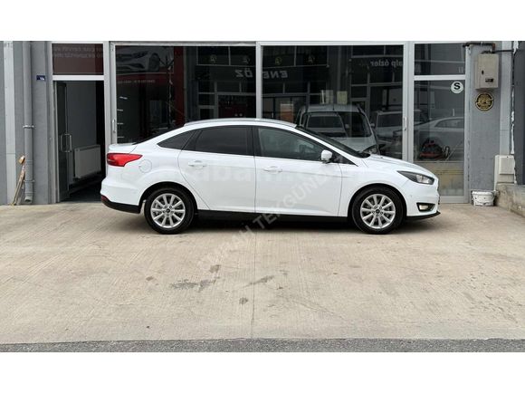 2015 Model Sadece 88.000 Km'De Focus Titanyum Otomatik Park