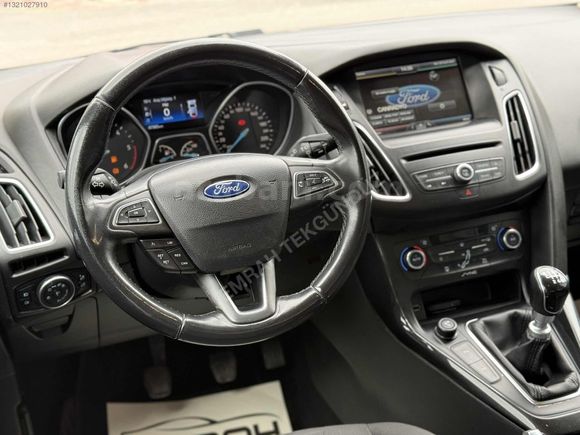 2015 Model Sadece 88.000 Km'De Focus Titanyum Otomatik Park