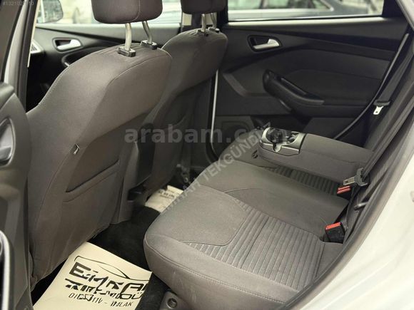 2015 Model Sadece 88.000 Km'De Focus Titanyum Otomatik Park