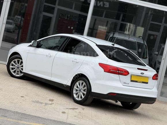 2015 Model Sadece 88.000 Km'De Focus Titanyum Otomatik Park