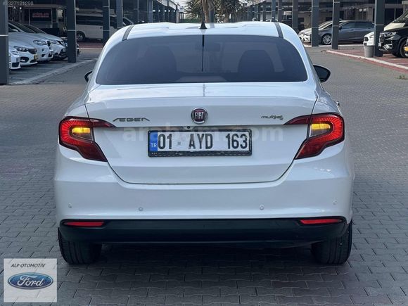 DÜŞÜK KM ÇOK TEMİZ SİTEDE EŞİ YOK