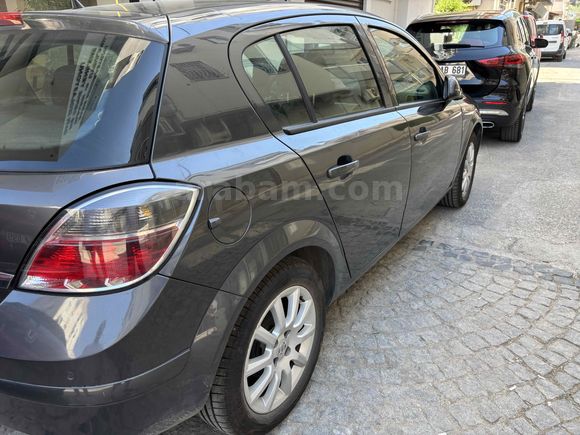 DEĞİŞENSİZ 73 BİN KM’DE OPEL ASTRA