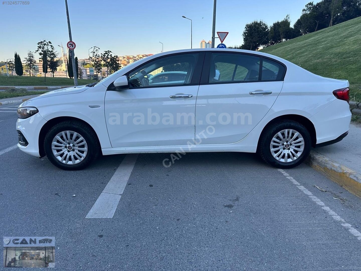 Galeriden Fiat Egea 1.6 Multijet Easy 2023 Model İstanbul 117.000 km Beyaz 5