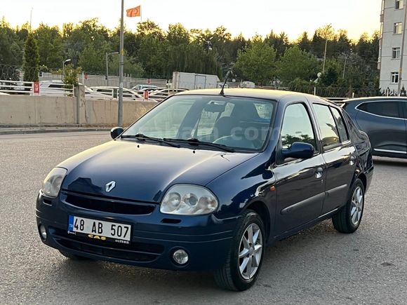 Sahibinden Renault Clio 1.4 RN 2000 Model