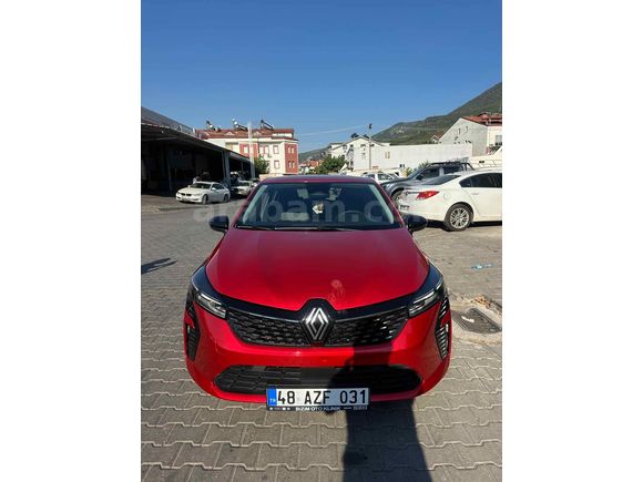 Sahibinden Renault Clio 1.0 TCe Evolution 2024 Model 