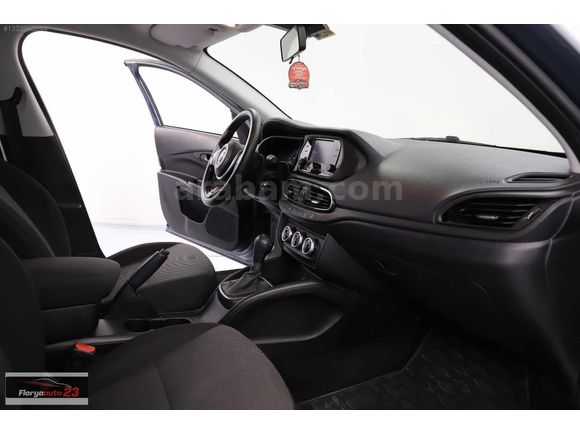 FLORYA PREMIUM/2023 MODEL FİAT EGEA/OTOMATİK/67 BİN KM/HATASIZ