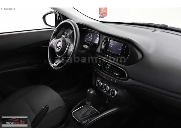 FLORYA PREMIUM/2023 MODEL FİAT EGEA/OTOMATİK/67 BİN KM/HATASIZ