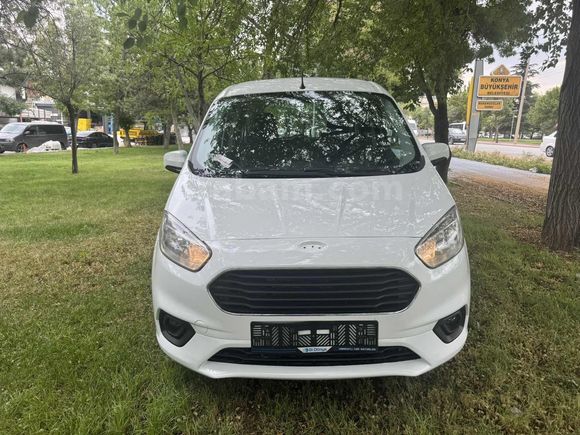 Bİ DÜNYA dan Ford couruer