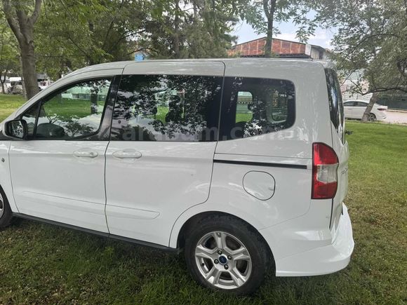 Bİ DÜNYA dan Ford couruer