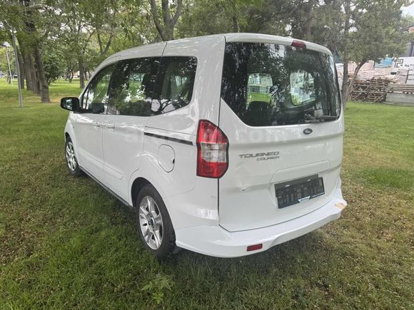 Bİ DÜNYA dan Ford couruer