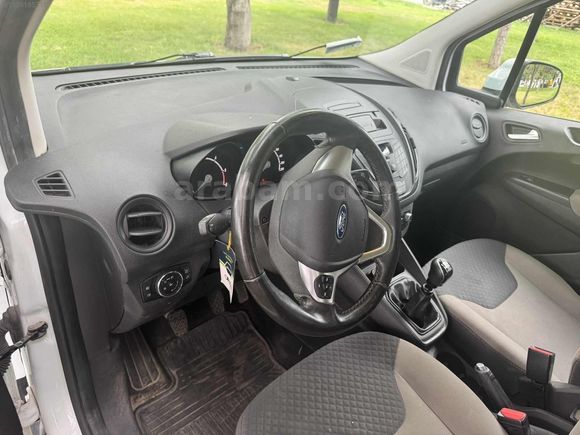 Bİ DÜNYA dan Ford couruer