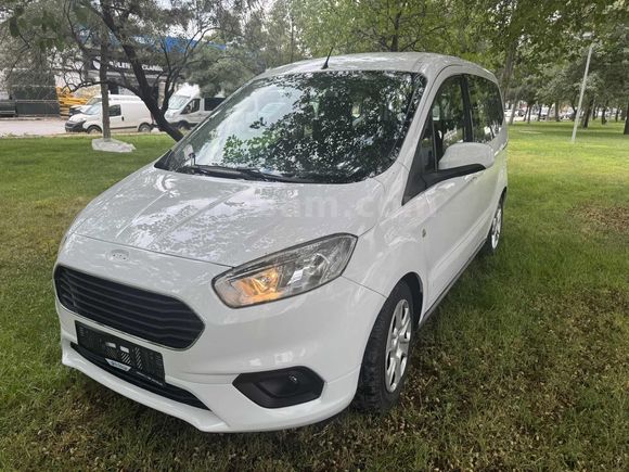 Bİ DÜNYA dan Ford couruer