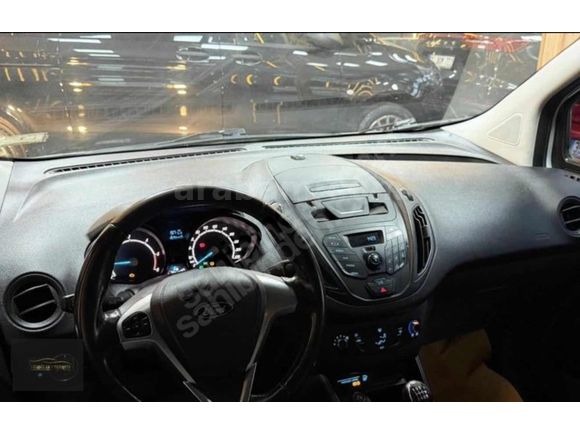 FORD COURİER 2020 MODEL OTOMOBİL RUHSATLI