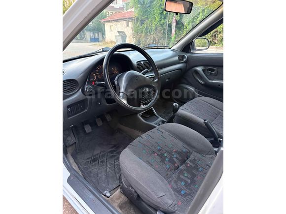 Sahibinden Hyundai Accent 1.5 GLS 1998 Model 