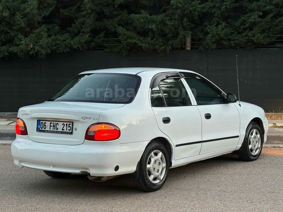 Sahibinden Hyundai Accent 1.5 GLS 1998 Model 