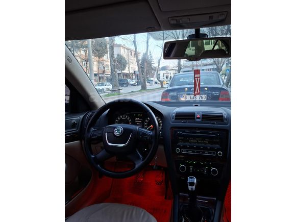 Sahibinden Skoda Octavia 1.6 TDI Elegance 2011 Model