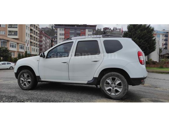 Sahibinden Dacia Duster 1.5 dCi Laureate 2015 Model İstanbul