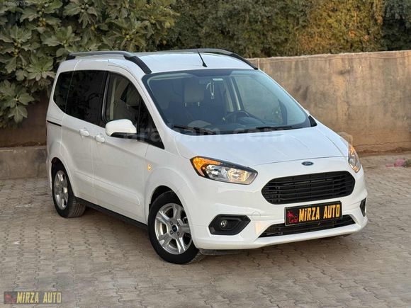 FORD TOURNEO COURİER