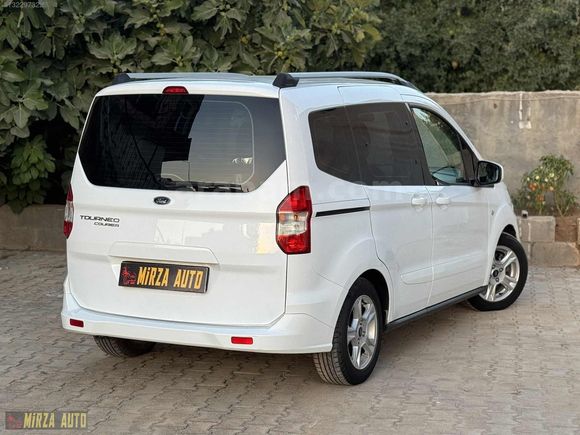 FORD TOURNEO COURİER