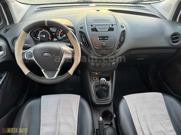 FORD TOURNEO COURİER