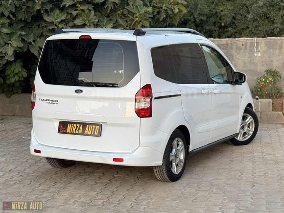 FORD TOURNEO COURİER