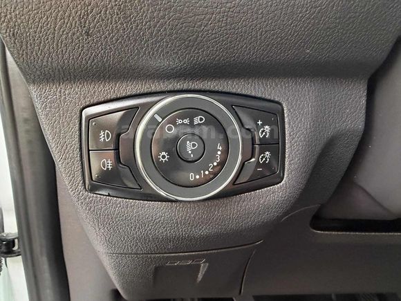 ÖMÜR AUTO OTOMOBİL RUHSATLI