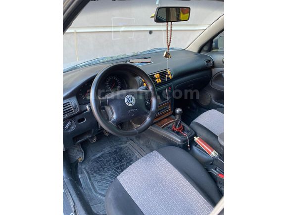 Sahibinden Volkswagen Passat 1.8 Basic 1998 Model
