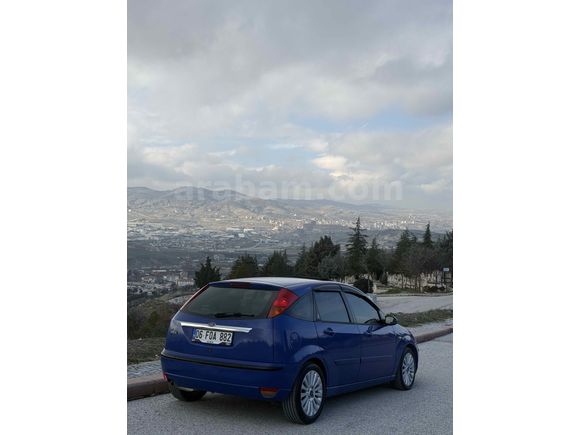 Sahibinden Ford Focus 1.6 Ghia 2003 Model 