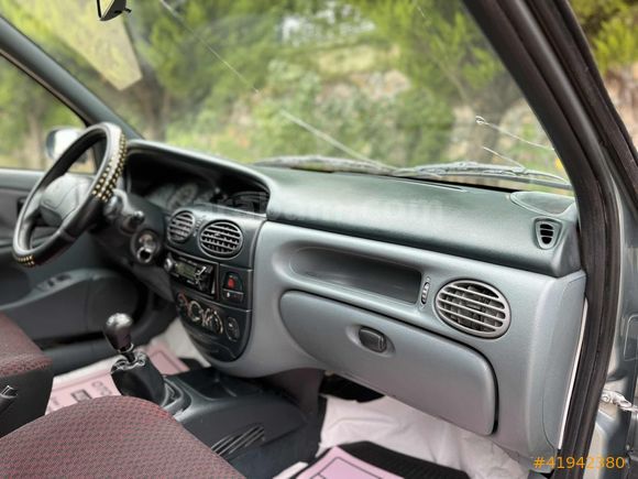 1998 MODEL RENAULT MEGANE 1.6 RTE MASRAFSIZ LPG'Lİ