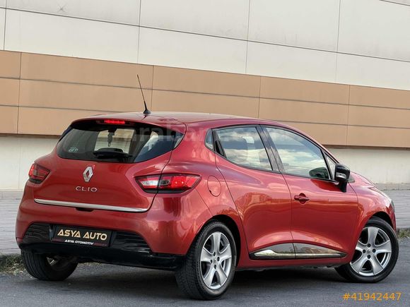 BOYASIZ 2013 RENAULT CLİO İCON BENZİN LPG 155 BİN KMDE