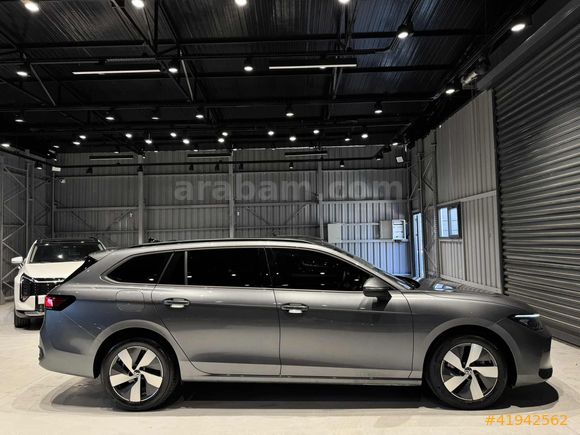 BEY-CARS 2025 PASSAT VARİANT 1.5ETSI IMPRESSİON 13.500KM BOYASIZ