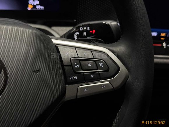 BEY-CARS 2025 PASSAT VARİANT 1.5ETSI IMPRESSİON 13.500KM BOYASIZ