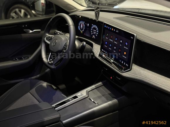 BEY-CARS 2025 PASSAT VARİANT 1.5ETSI IMPRESSİON 13.500KM BOYASIZ