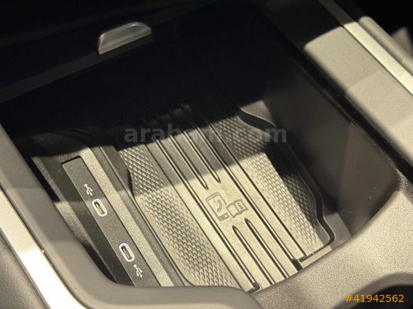 BEY-CARS 2025 PASSAT VARİANT 1.5ETSI IMPRESSİON 13.500KM BOYASIZ