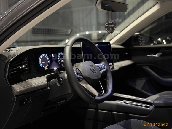 BEY-CARS 2025 PASSAT VARİANT 1.5ETSI IMPRESSİON 13.500KM BOYASIZ