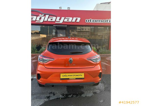 ÇAĞLAYAN OTOMOTİV'DEN 2024 RENAULT CLİO EVOLUTİON 1.0 TCE X-TRO.
