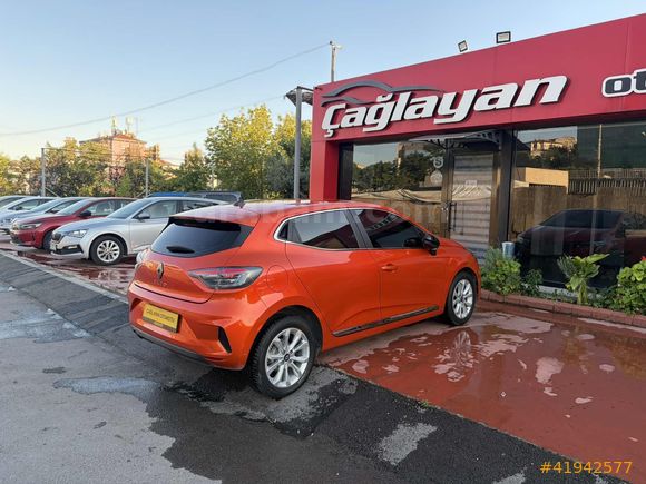 ÇAĞLAYAN OTOMOTİV'DEN 2024 RENAULT CLİO EVOLUTİON 1.0 TCE X-TRO.