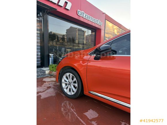 ÇAĞLAYAN OTOMOTİV'DEN 2024 RENAULT CLİO EVOLUTİON 1.0 TCE X-TRO.
