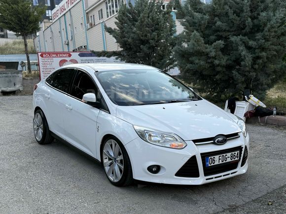 Sahibinden Ford Focus 1.6 Ti-VCT Trend X 2014 Model 