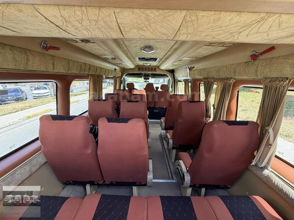 AZİZOĞLU'DAN 2011 RENAULT MASTER 17+1 OKUL TAŞITI 240 BİNDE