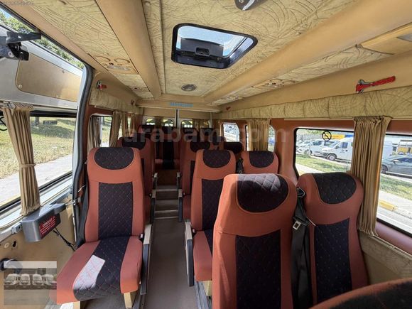 AZİZOĞLU'DAN 2011 RENAULT MASTER 17+1 OKUL TAŞITI 240 BİNDE