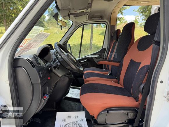 AZİZOĞLU'DAN 2011 RENAULT MASTER 17+1 OKUL TAŞITI 240 BİNDE